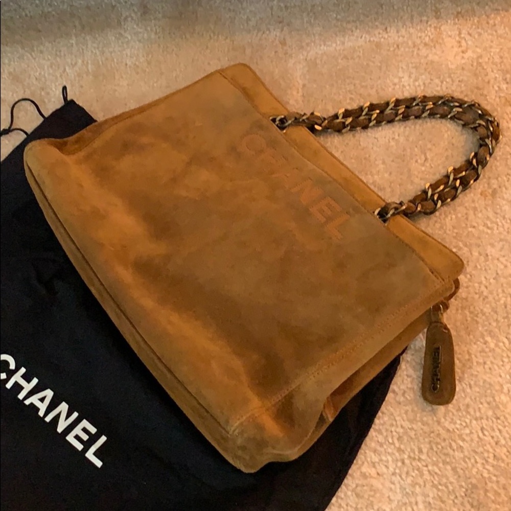 Chanel Vintage Suede Tote - Picture 2 of 8